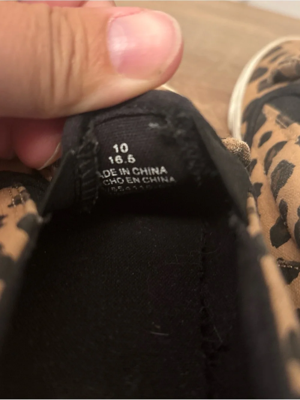 Old Navy | leopard slip on shoes 👠